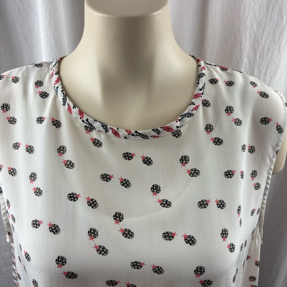 Equipment 100% Silk Sleeveless Blouse with Ladybug and Turtle Print L - Picture 7 of 10